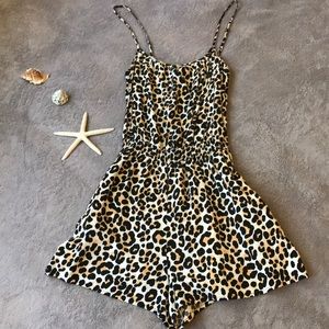 🔥sexy leaped print romper🌟